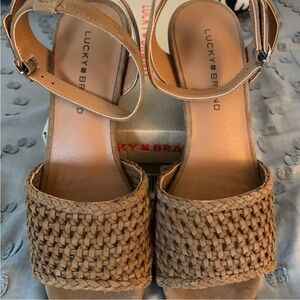Lucky Brand Women's Tan Woven Ankle-Strap Sandals
